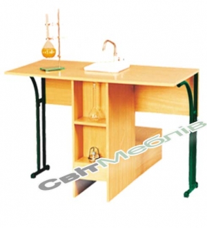 Стіл лабор. хімічний №6 пласт. з мийкою